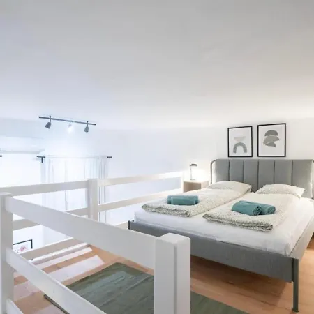 Botanic Bliss Apartment *