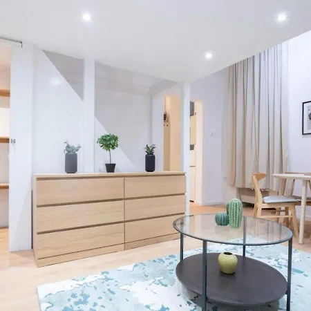 Botanic Bliss Apartment *