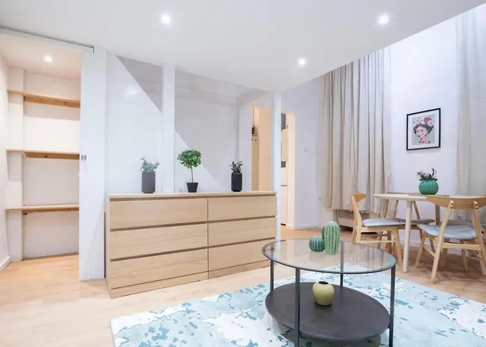 Botanic Bliss Apartment *